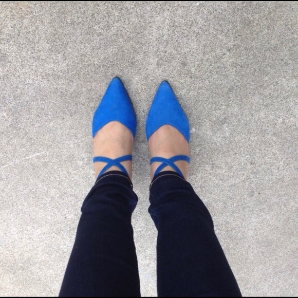 Cobalt blue kitten heel - Picture 3 of 4